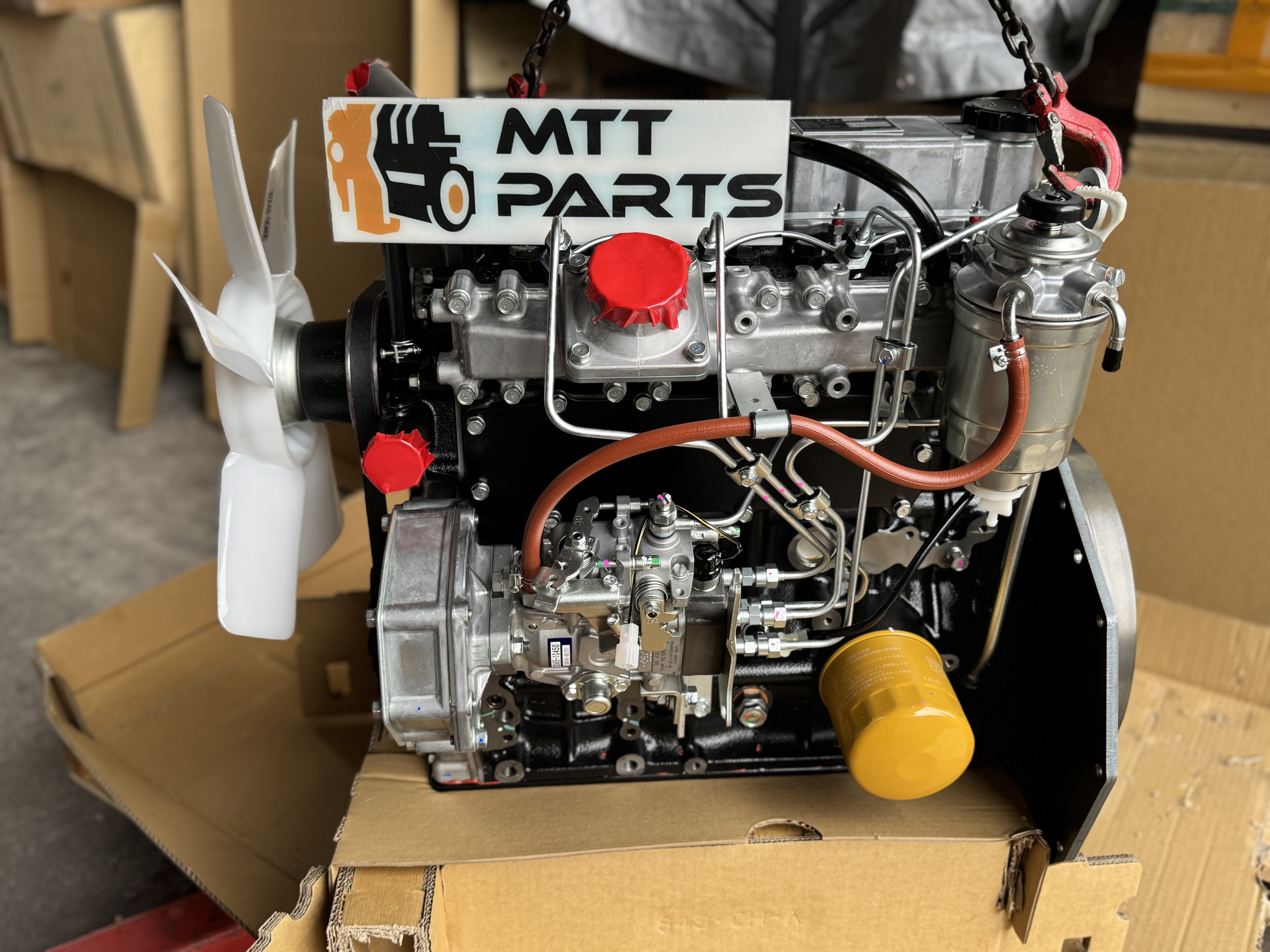 10 motoare Mitsubishi S4S noi-nouțe livrate clientului